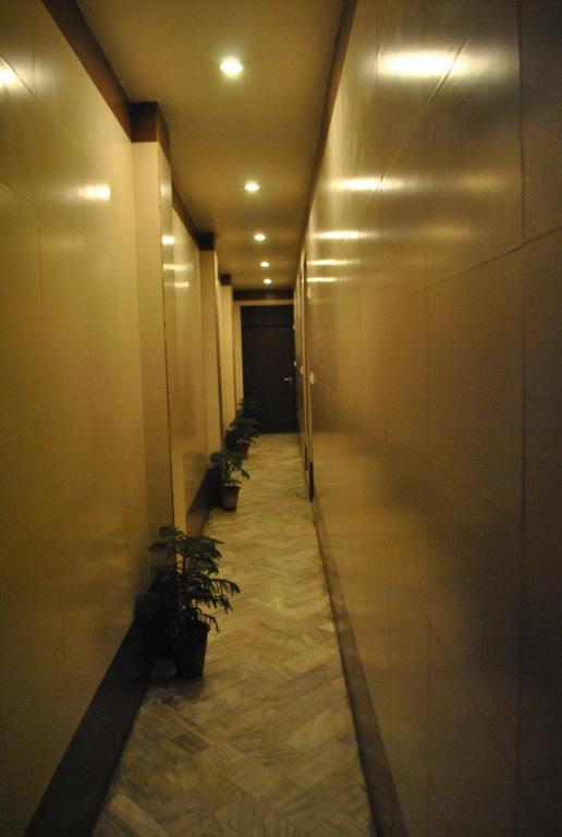 Hotel Golden Deluxe Jaipur Buitenkant foto